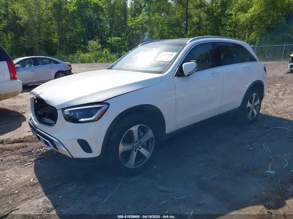 W1N0G8DB9MF868502 2021 MERCEDES-BENZ GLC - Image 2