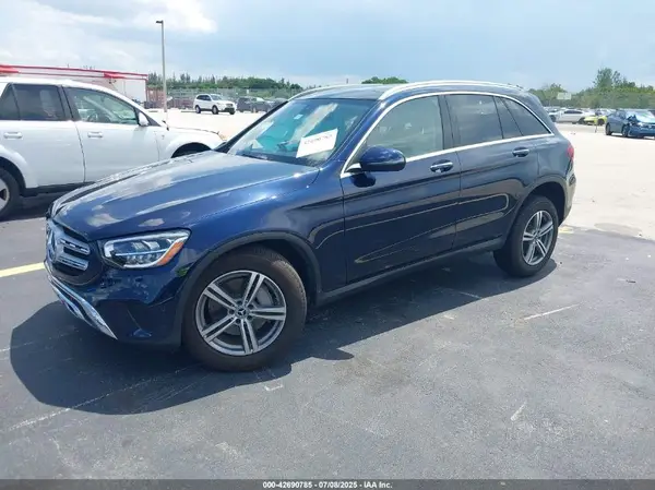 W1N0G8DB9MF877426 2021 MERCEDES-BENZ GLC - Image 2