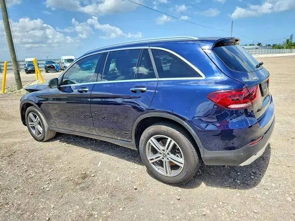 W1N0G8DB9MF889737 2021 MERCEDES-BENZ GLC - Image 2