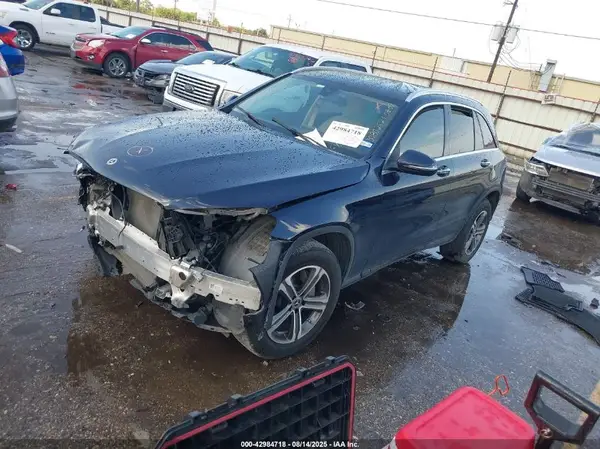 W1N0G8DB9MF966414 2021 MERCEDES-BENZ GLC - Image 2