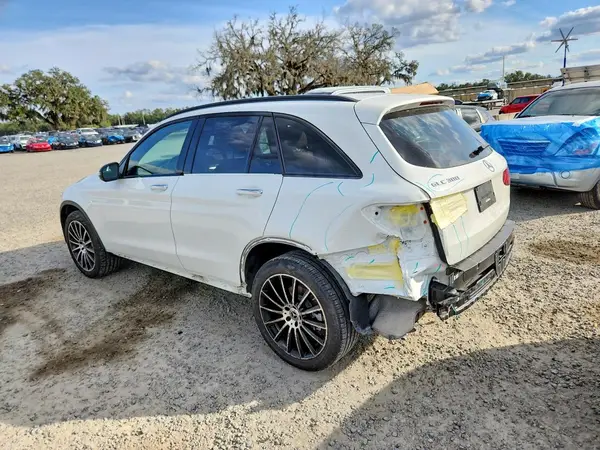 W1N0G8DB9MG006844 2021 MERCEDES-BENZ GLC - Image 2