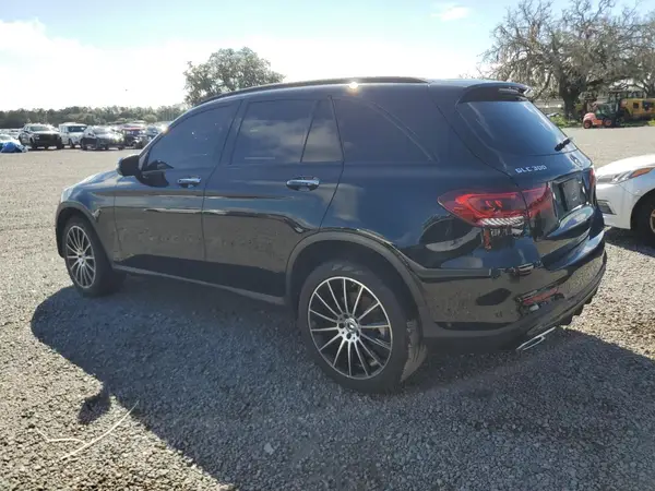 W1N0G8DB9MV264177 2021 MERCEDES-BENZ GLC - Image 2