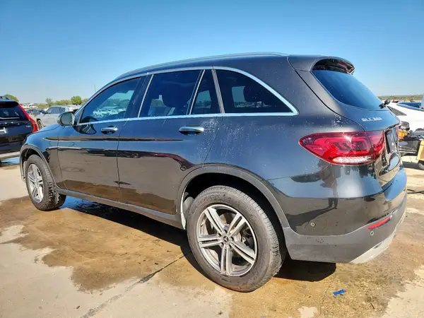 W1N0G8DB9MV264521 2021 MERCEDES-BENZ GLC - Image 2