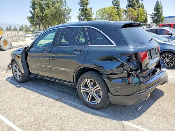 W1N0G8DB9MV284266 2021 MERCEDES-BENZ GLC - Image 2