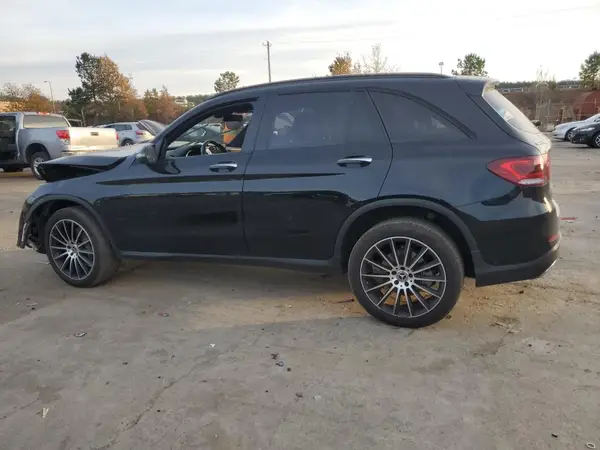 W1N0G8DB9MV289130 2021 MERCEDES-BENZ GLC - Image 2
