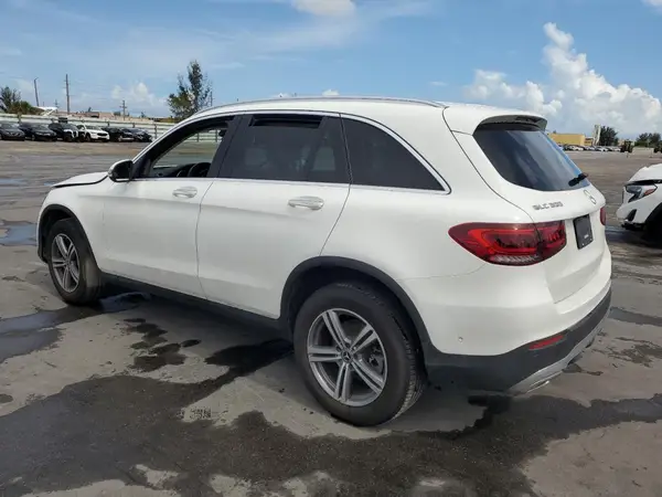 W1N0G8DB9NG072800 2022 MERCEDES-BENZ GLC - Image 2