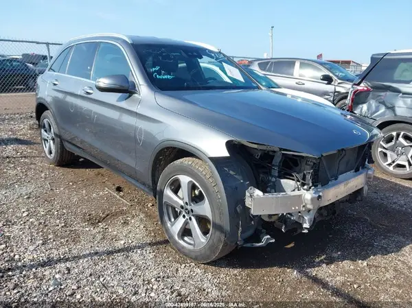 W1N0G8DB9NV331605 2022 MERCEDES-BENZ GLC - Image 1