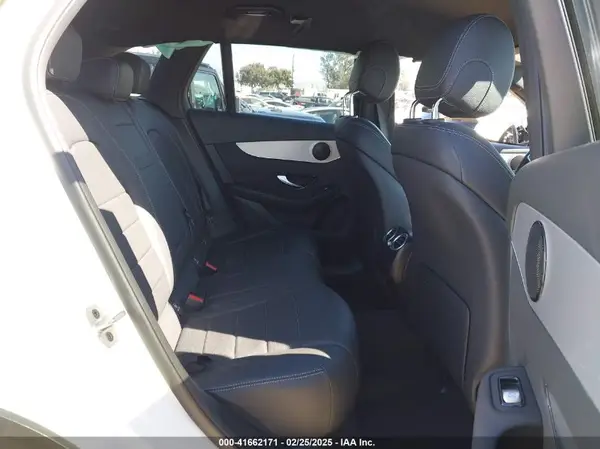 W1N0G8DB9NV372686 2022 MERCEDES-BENZ GLC - Image 8