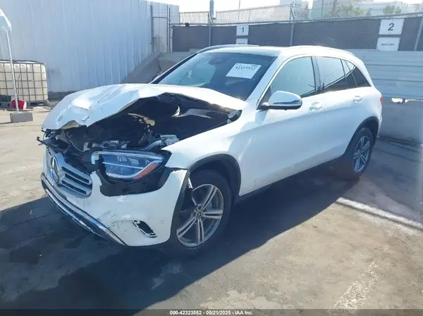 W1N0G8DB9NV398267 2022 MERCEDES-BENZ GLC - Image 2