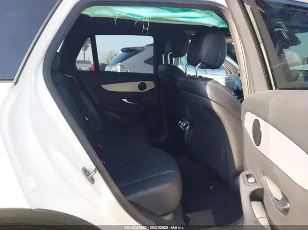 W1N0G8DB9NV398267 2022 MERCEDES-BENZ GLC - Image 8