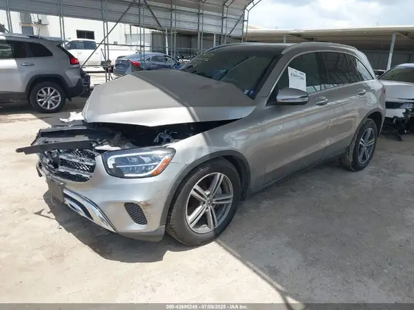 W1N0G8DBXLF764163 2020 MERCEDES-BENZ GLC - Image 2