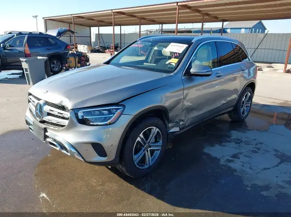 W1N0G8DBXLF789015 2020 MERCEDES-BENZ GLC - Image 2