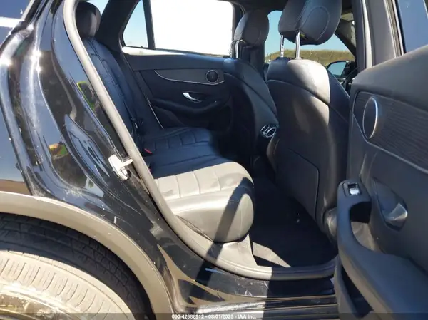 W1N0G8DBXLV256300 2020 MERCEDES-BENZ GLC - Image 8