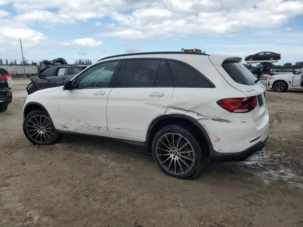 W1N0G8DBXMF957320 2021 MERCEDES-BENZ GLC - Image 2