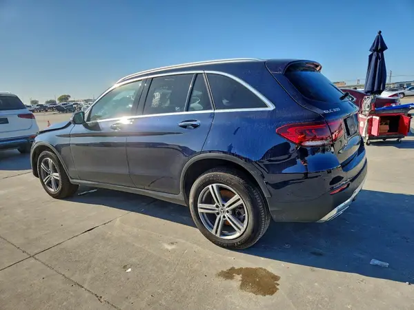 W1N0G8DBXNG072224 2022 MERCEDES-BENZ GLC - Image 2