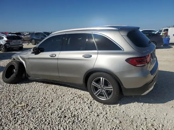 W1N0G8DBXNV392073 2022 MERCEDES-BENZ GLC - Image 2