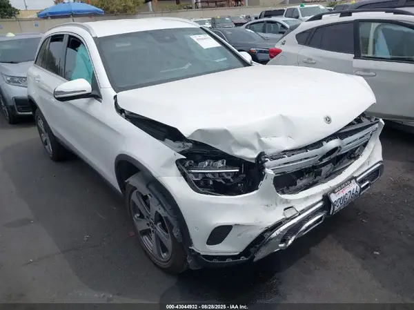 W1N0G8DBXNV397015 2022 MERCEDES-BENZ GLC - Image 1