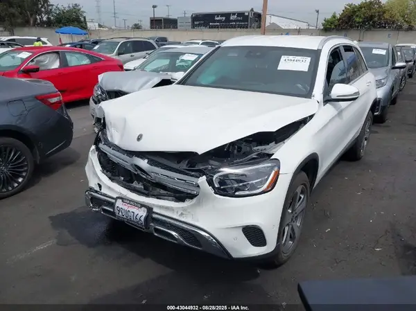 W1N0G8DBXNV397015 2022 MERCEDES-BENZ GLC - Image 2
