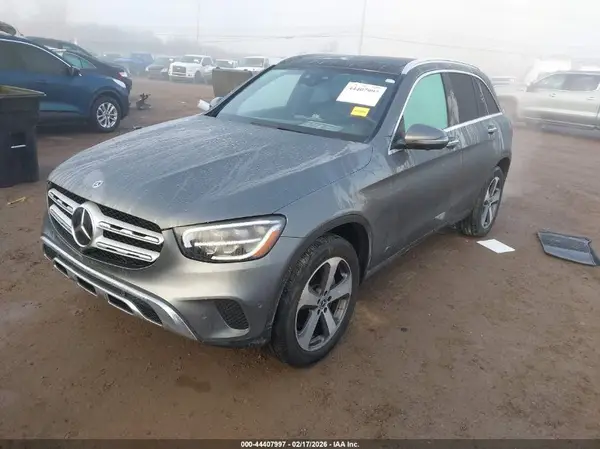 W1N0G8EB0LF758211 2020 MERCEDES-BENZ GLC - Image 2