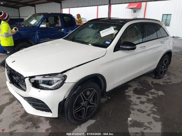 W1N0G8EB0LF827480 2020 MERCEDES-BENZ GLC - Image 2