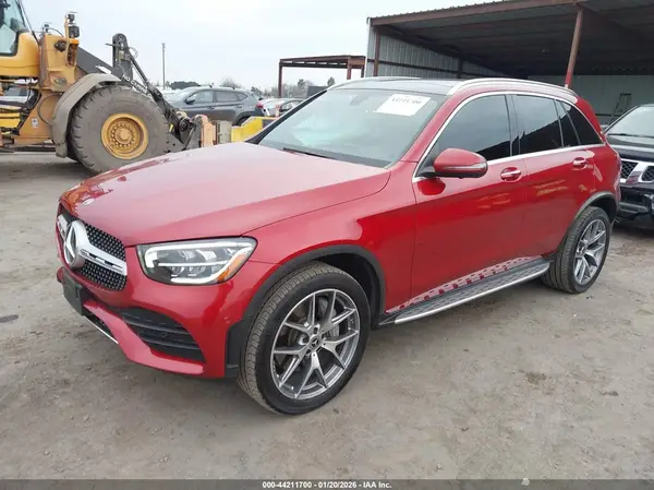 W1N0G8EB0LF827771 2020 MERCEDES-BENZ GLC - Image 2