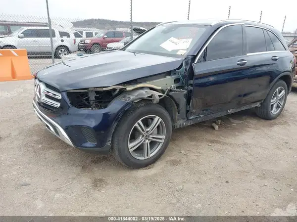 W1N0G8EB0MF904446 2021 MERCEDES-BENZ GLC - Image 2