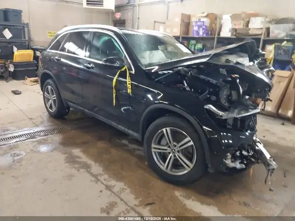 W1N0G8EB0NG059660 2022 MERCEDES-BENZ GLC - Image 1
