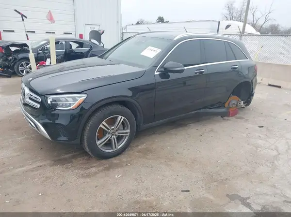 W1N0G8EB0NV367990 2022 MERCEDES-BENZ GLC - Image 2