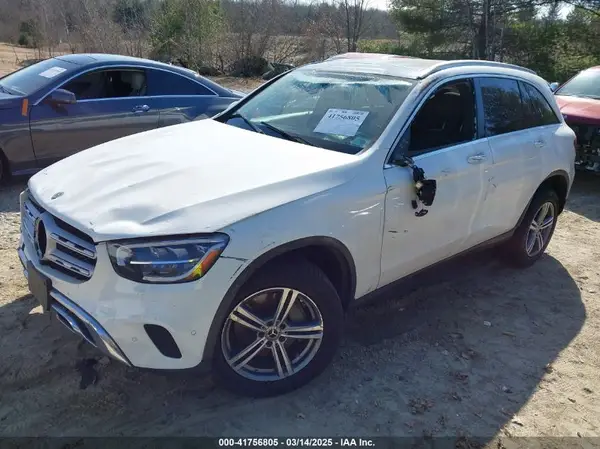 W1N0G8EB1MV303830 2021 MERCEDES-BENZ GLC - Image 2