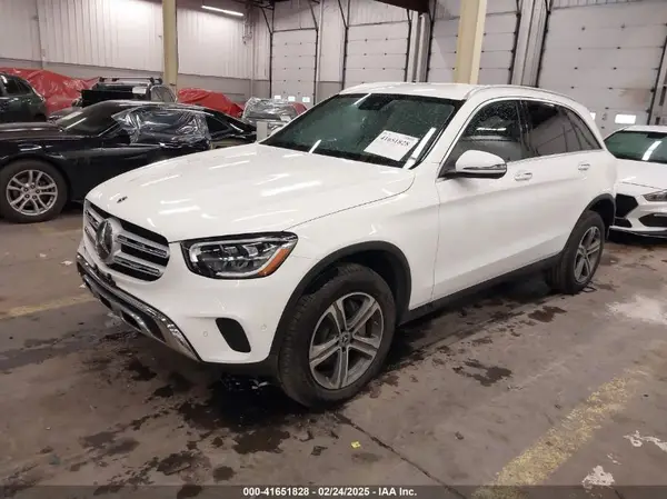 W1N0G8EB1NV377962 2022 MERCEDES-BENZ GLC - Image 2