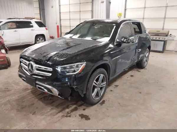 W1N0G8EB2LF809823 2020 MERCEDES-BENZ GLC - Image 2