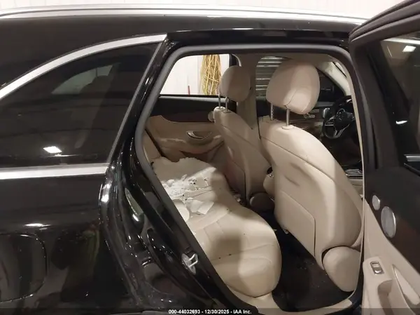 W1N0G8EB2LF809823 2020 MERCEDES-BENZ GLC - Image 8