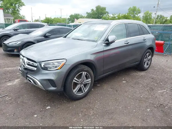 W1N0G8EB2LF815668 2020 MERCEDES-BENZ GLC - Image 2