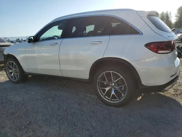 W1N0G8EB2LF819039 2020 MERCEDES-BENZ GLC - Image 2