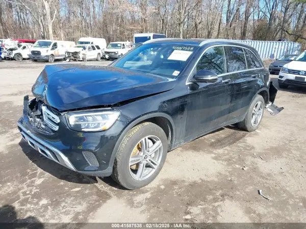 W1N0G8EB2MG010457 2021 MERCEDES-BENZ GLC - Image 2
