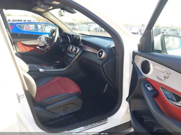 2021 MERCEDES-BENZ GLC IAAI lot 43468293 auction photo 5