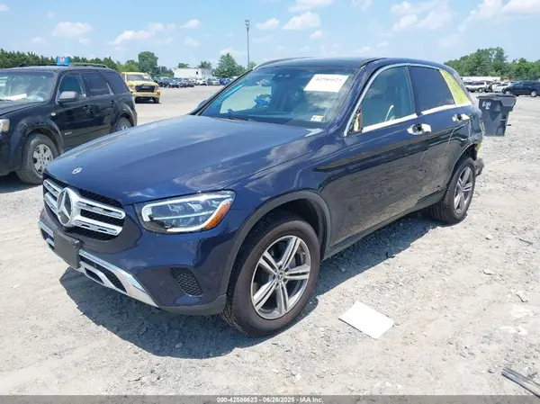 W1N0G8EB2NG060504 2022 MERCEDES-BENZ GLC - Image 2