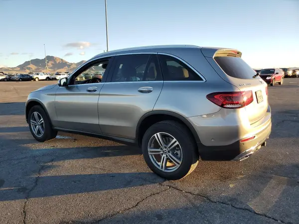 W1N0G8EB2NG070126 2022 MERCEDES-BENZ GLC - Image 2