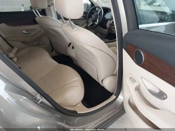 W1N0G8EB2NV388131 2022 MERCEDES-BENZ GLC - Image 8