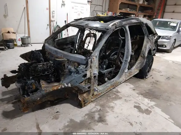 W1N0G8EB3LF769784 2020 MERCEDES-BENZ GLC - Image 2