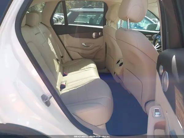 W1N0G8EB3LF804498 2020 MERCEDES-BENZ GLC - Image 8