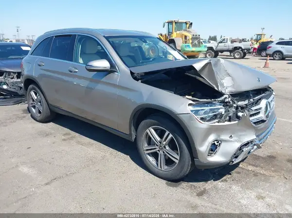 W1N0G8EB3LF807658 2020 MERCEDES-BENZ GLC - Image 1
