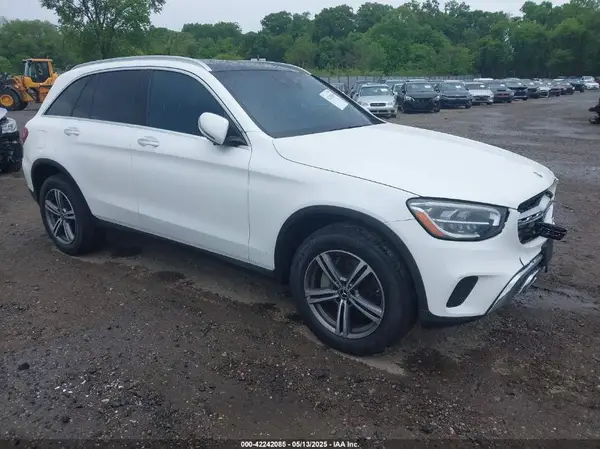 W1N0G8EB3LF813010 2020 MERCEDES-BENZ GLC - Image 1
