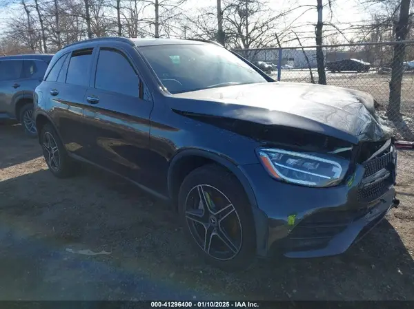 W1N0G8EB3LF815887 2020 MERCEDES-BENZ GLC - Image 1