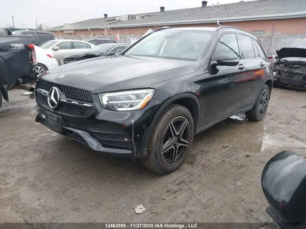 W1N0G8EB3MV272984 2021 MERCEDES-BENZ GLC - Image 2