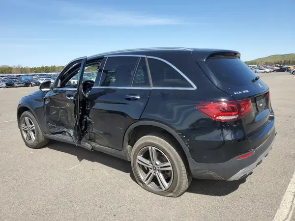 W1N0G8EB3MV313906 2021 MERCEDES-BENZ GLC - Image 2