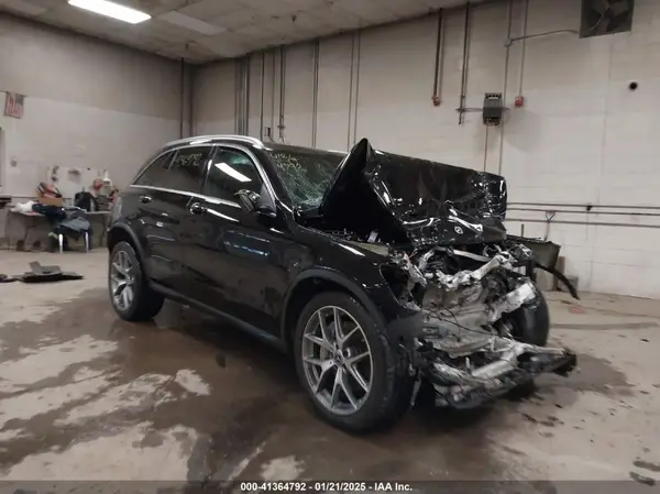 W1N0G8EB3NG109032 2022 MERCEDES-BENZ GLC - Image 1