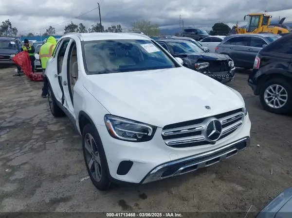 W1N0G8EB3NG110083 2022 MERCEDES-BENZ GLC - Image 1