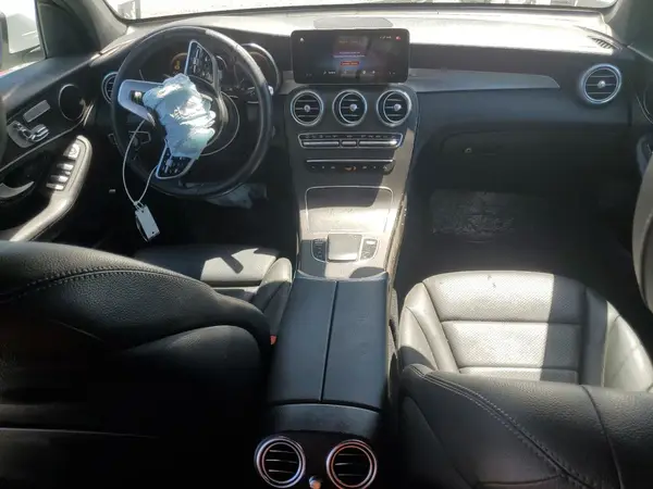 W1N0G8EB3NV363982 2022 MERCEDES-BENZ GLC - Image 8