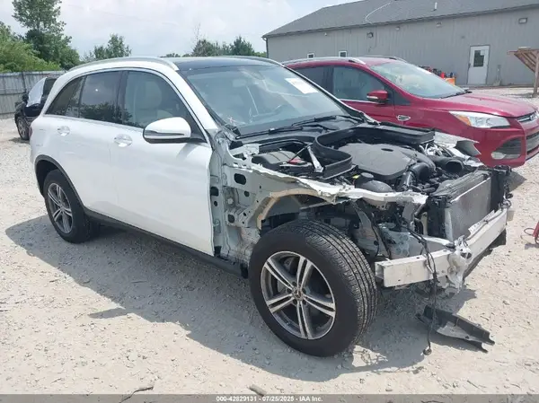 W1N0G8EB4LF805174 2020 MERCEDES-BENZ GLC - Image 1
